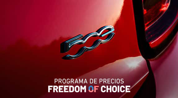 Perfil del lado del pasajero de un Fiat 500e Red de color negro. Pruébalo. Pruébalo. Pruébalo.